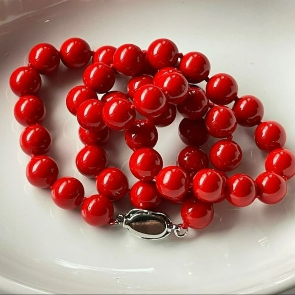 8mm Red Round Sea Shell Pearl Beaded Necklace 18in - Picture 5 of 13